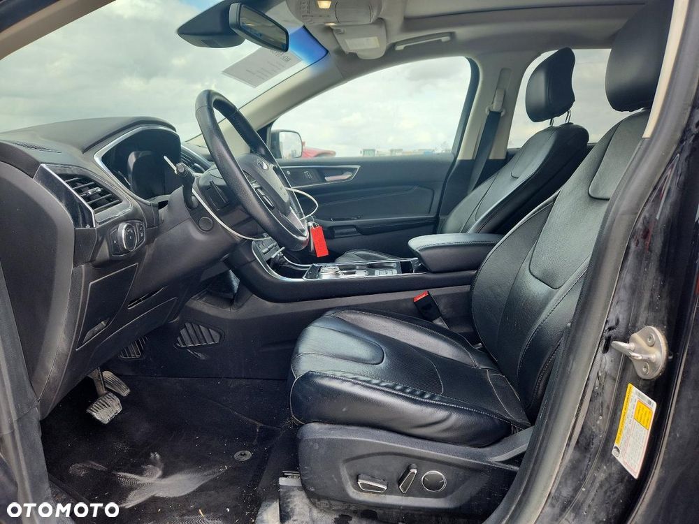 Ford Edge - 7