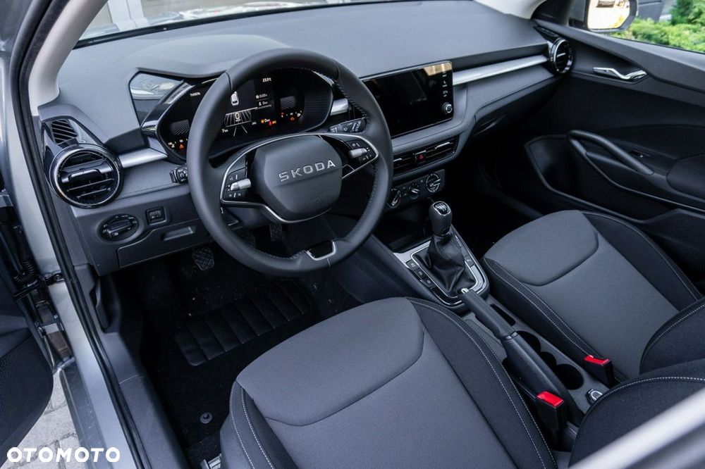 Skoda Fabia - 12