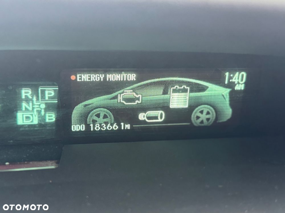 Toyota Prius 1.8 Hybrid Premium - 12