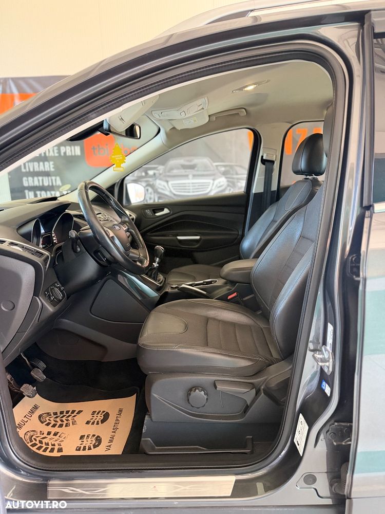 Ford Kuga - 9