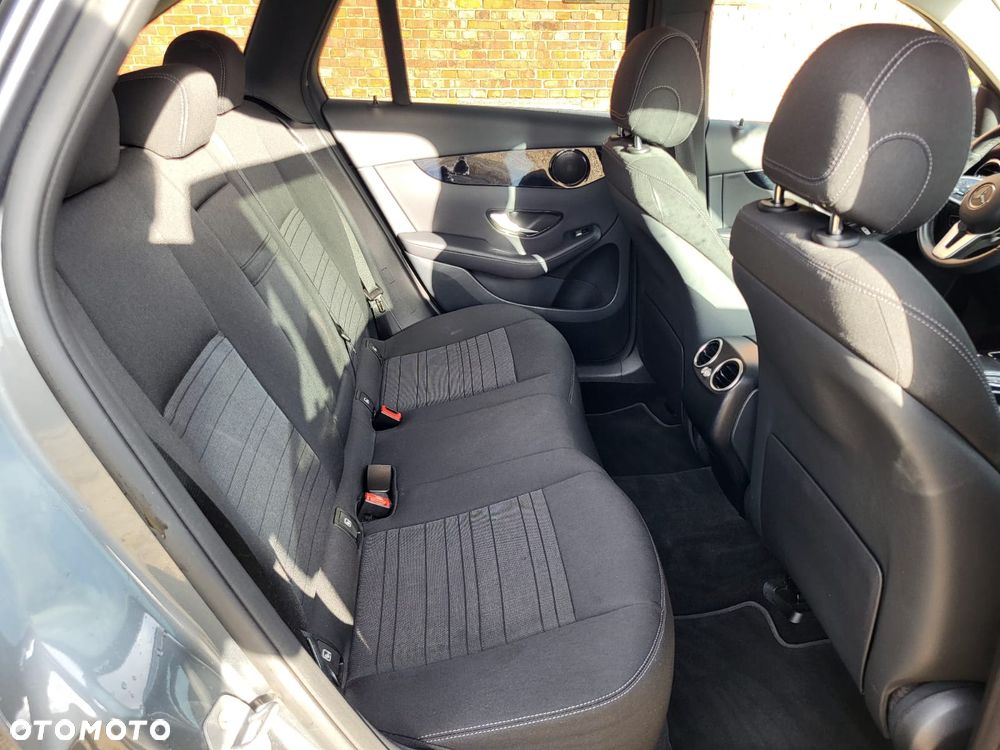 Mercedes-Benz GLC 220 d 4Matic 9G-TRONIC Exclusive - 16