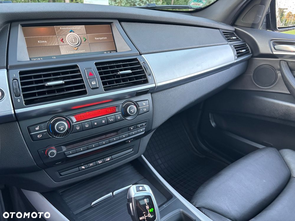 BMW X5 xDrive30d - 29