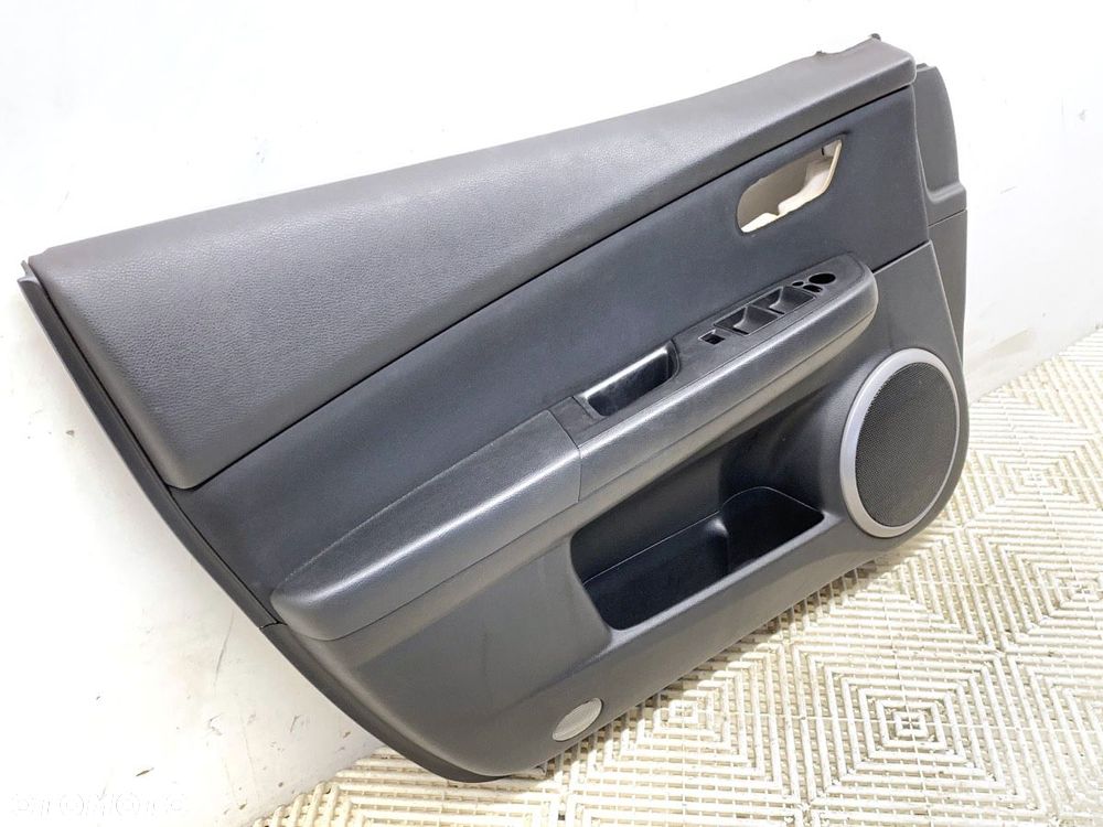 BOCZEK DRZWI LEWY PRZÓD  MAZDA 6 Kombi (GH) 2007 - 2013 2.0 MZR-CD (GH14) 103 kW [140 KM] olej - 2