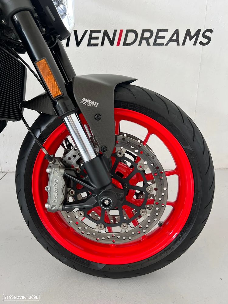 Ducati Monster 937 - 12