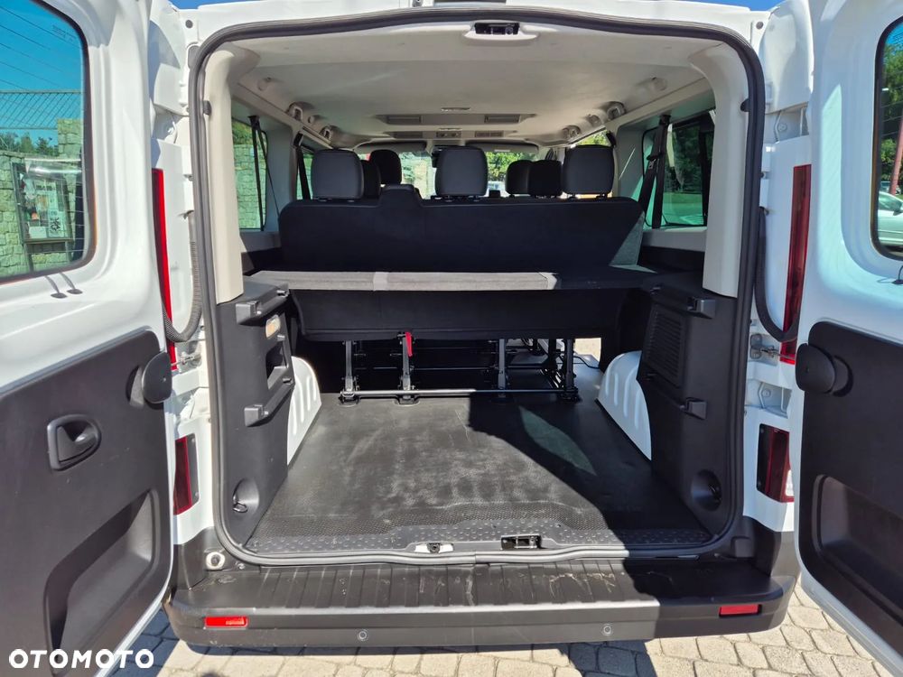 Renault Trafic - 24