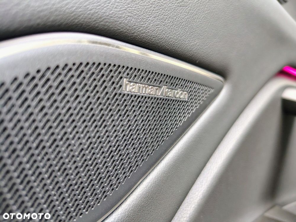 Volkswagen Tiguan - 22