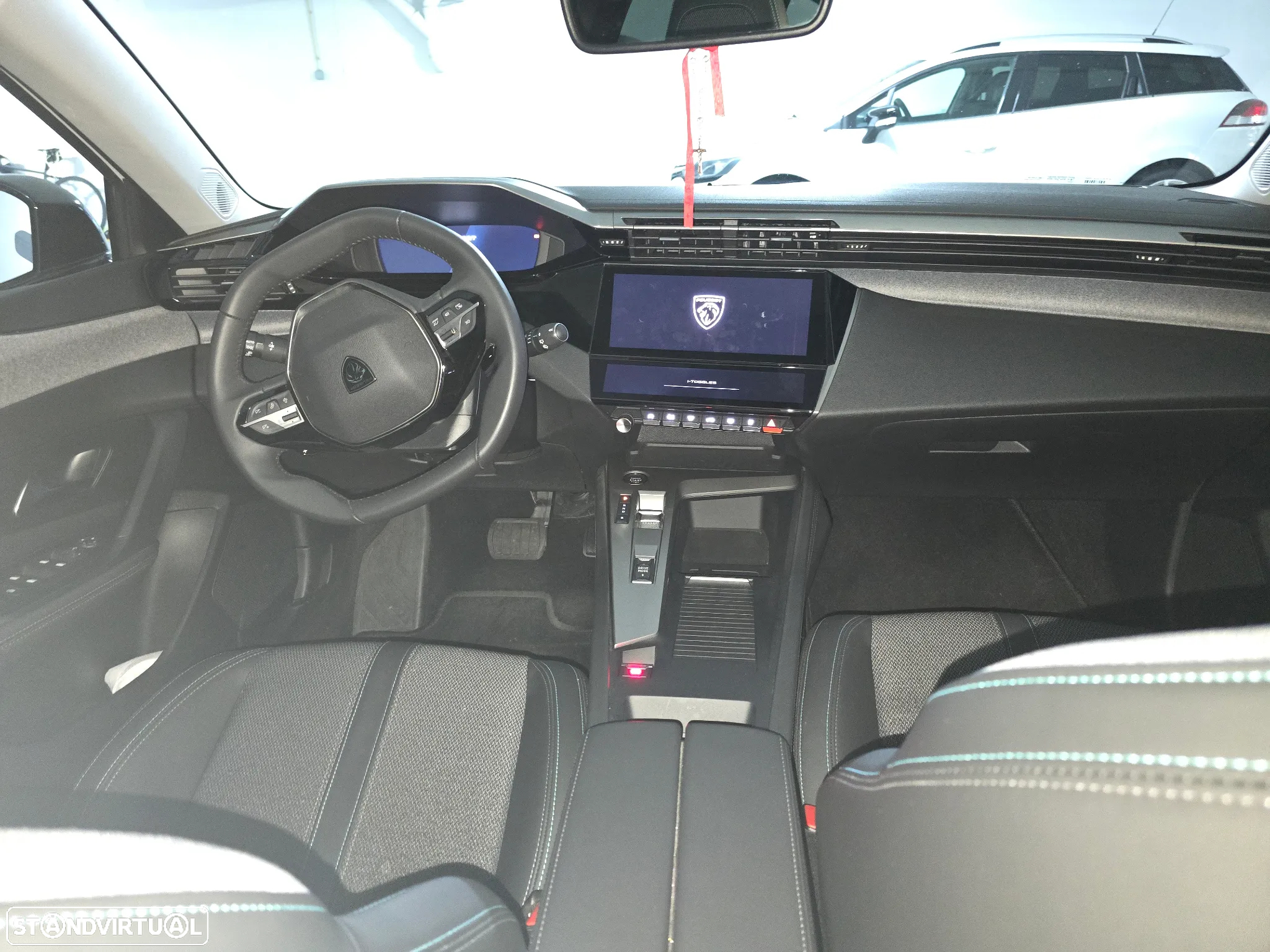 Peugeot 308 SW 1.6 Hybrid Allure Pack e-EAT8 - 25