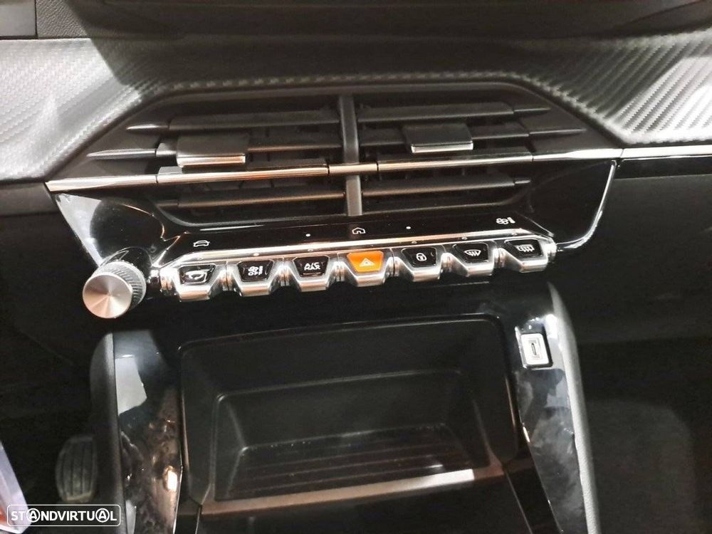 Peugeot 2008 1.2 PureTech Active - 13