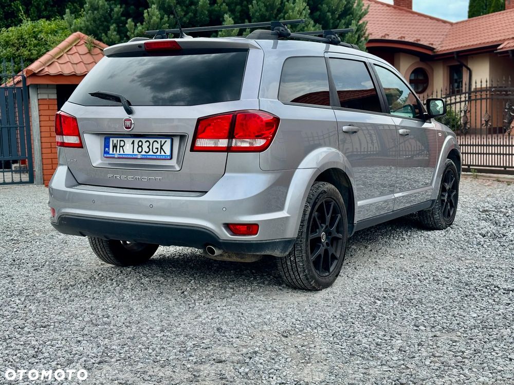 Fiat Freemont 2.0 Multijet Black Code AWD - 8