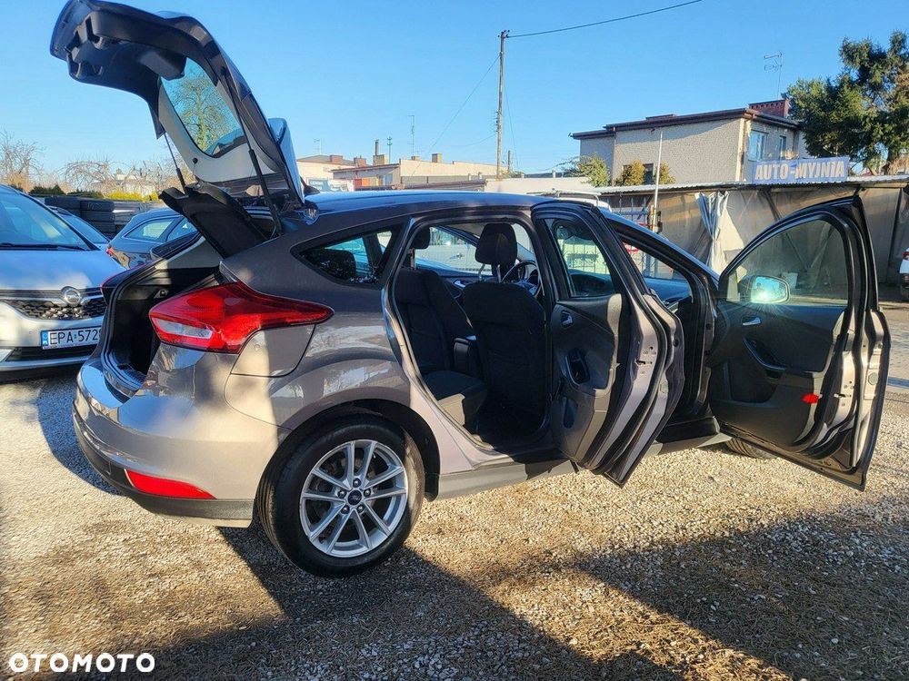 Ford Focus - 10