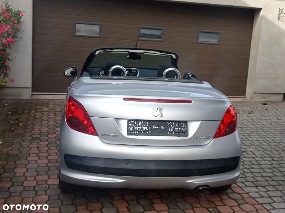Peugeot 207 Cc 2009 photo 3