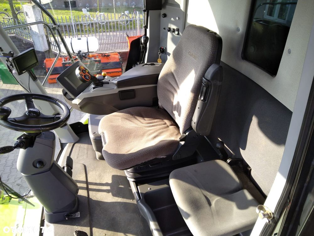 Claas Tucano 450 APS - 17