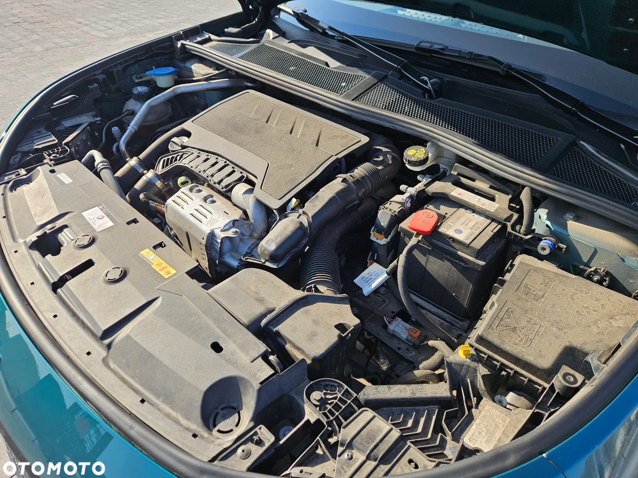 Peugeot 308 1.2 PureTech Allure S&S - 14