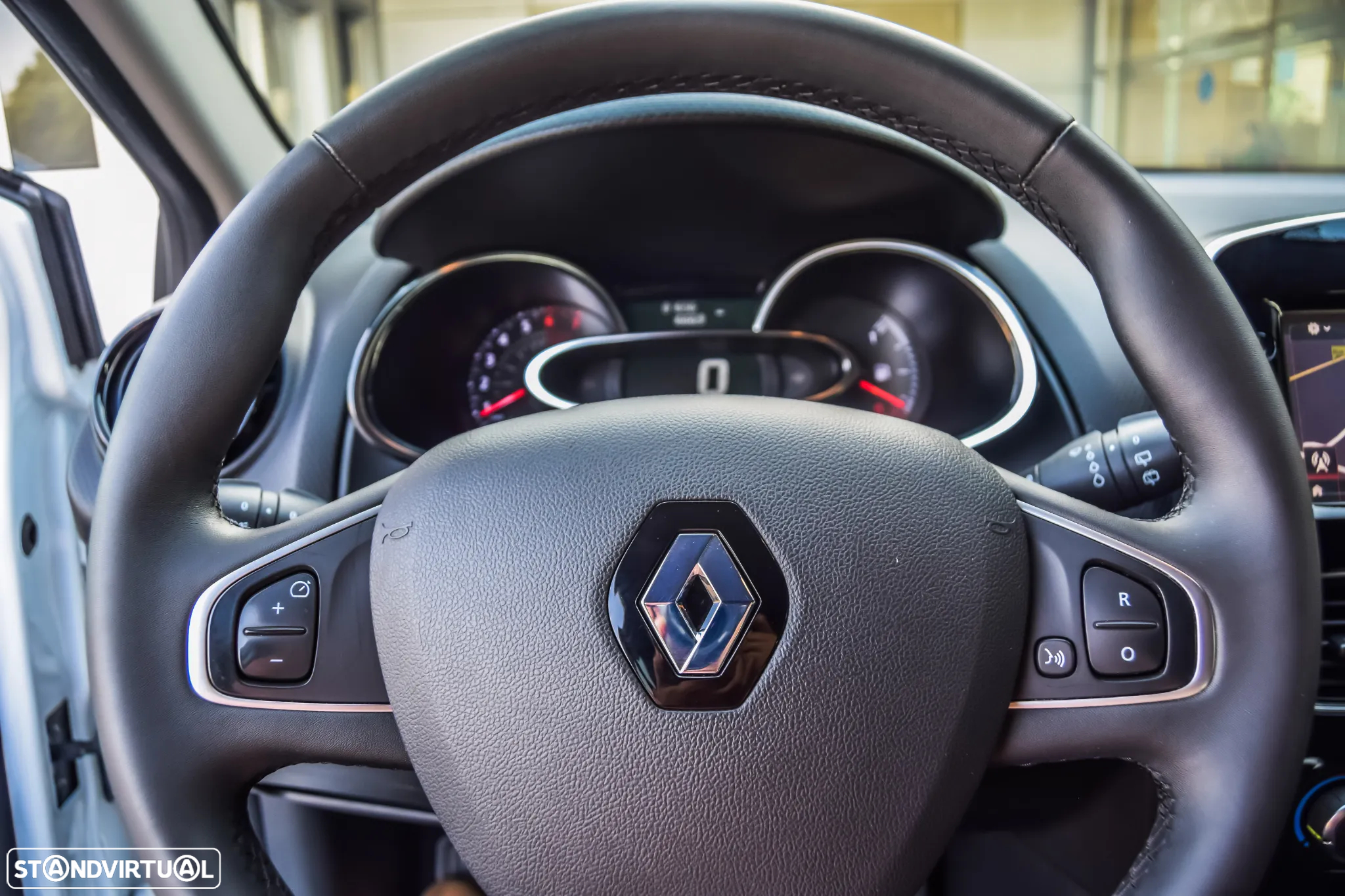 Renault Clio Sport Tourer 0.9 TCe Limited - 18