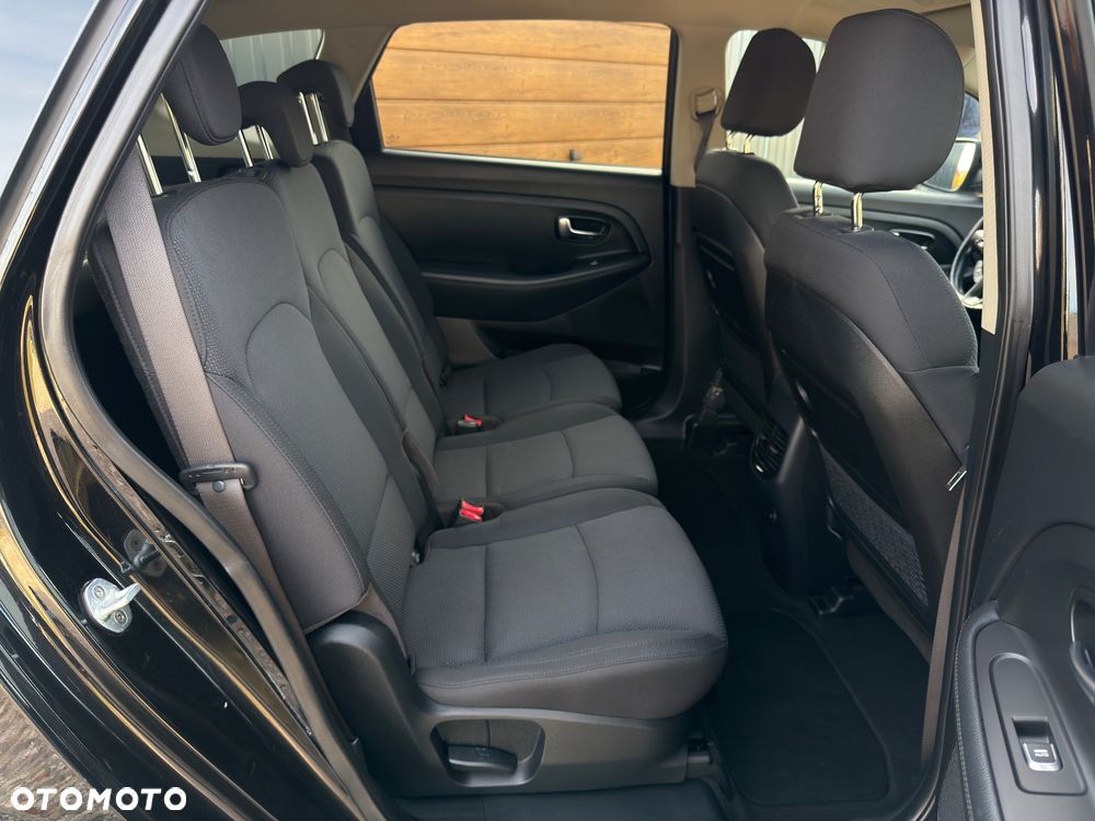 Kia Carens 1.7 CRDi L - 24