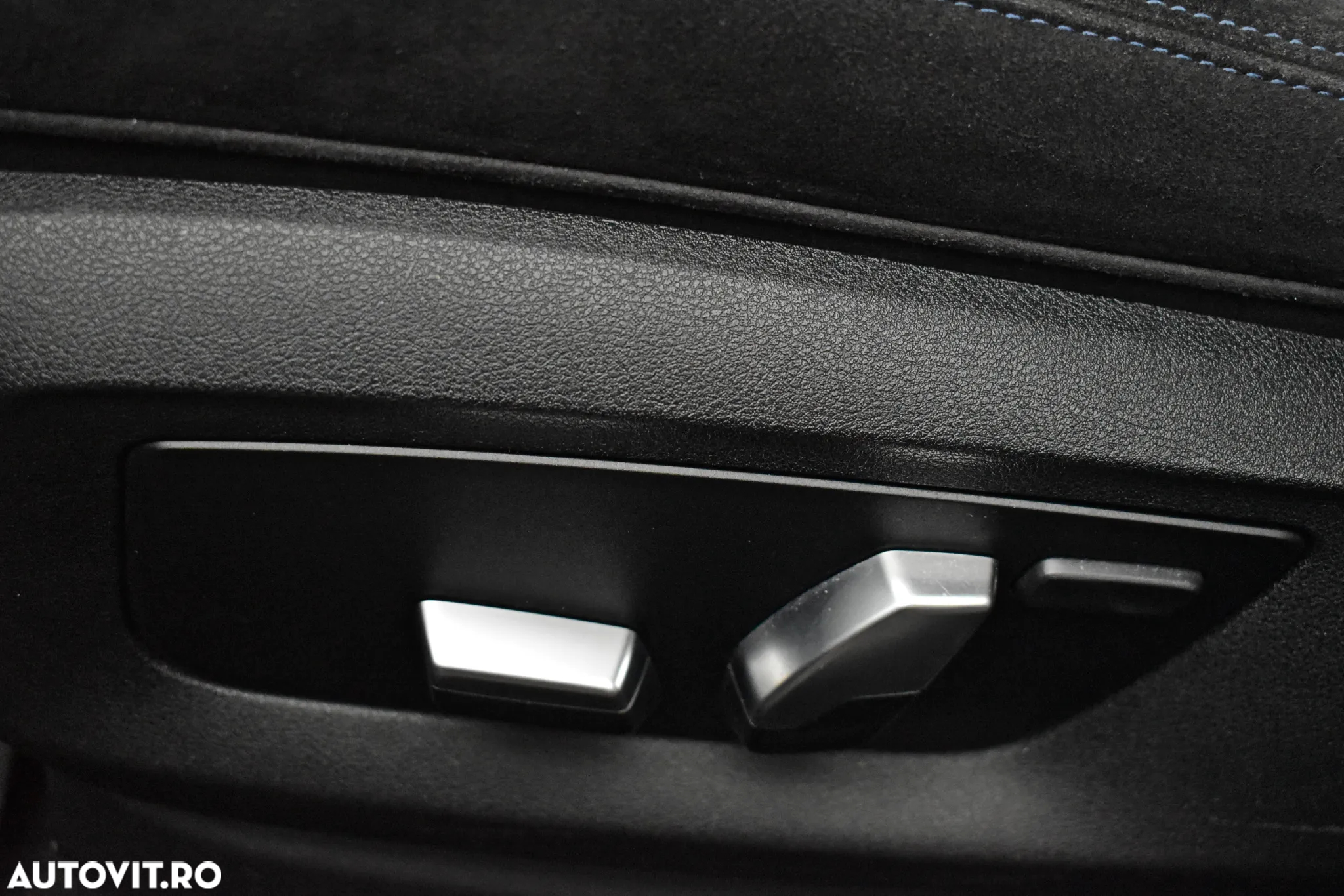 BMW Seria 5 540i xDrive AT MHEV - 17