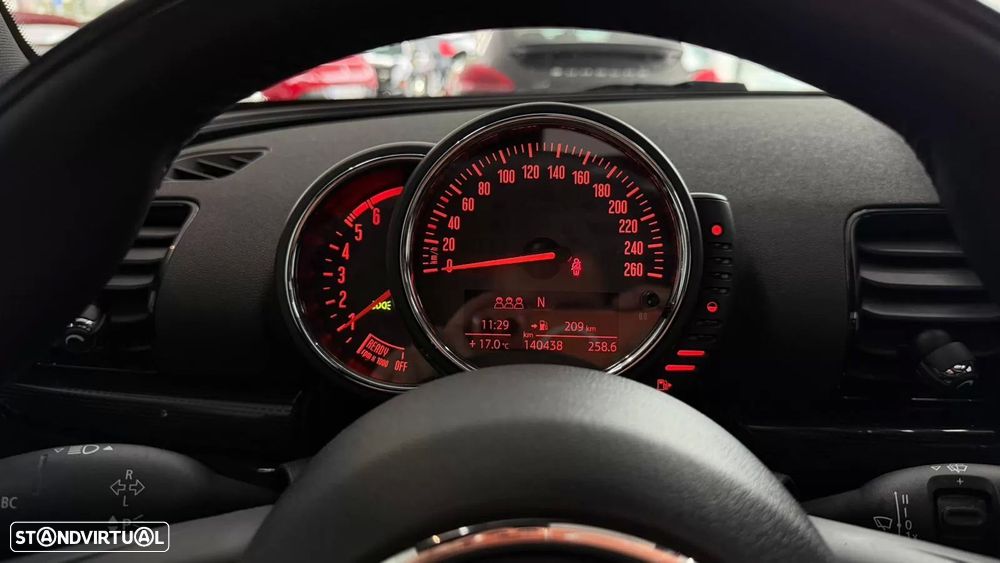 MINI Clubman One D - 23