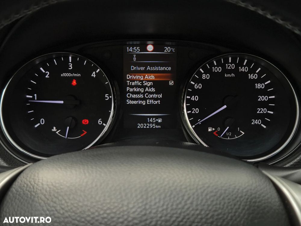 Nissan Qashqai 1.5 DCI Start/Stop Tekna - 16