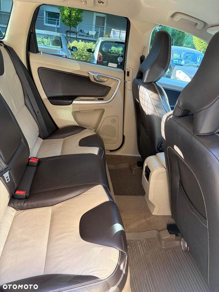 Volvo XC 60 - 9