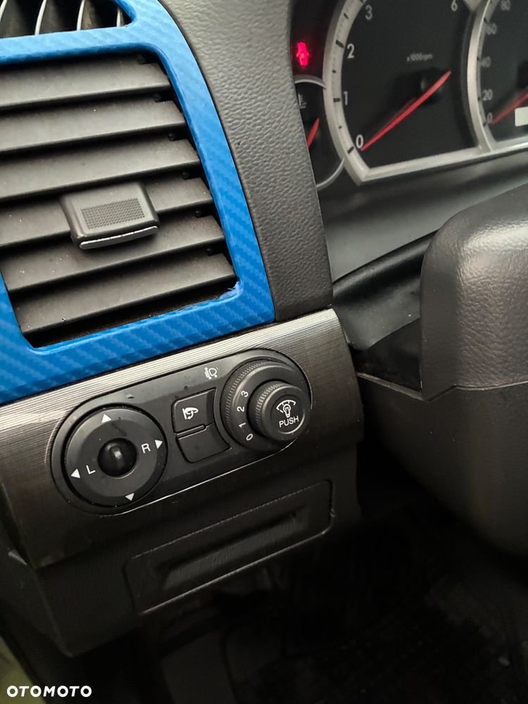 Chevrolet Captiva - 17