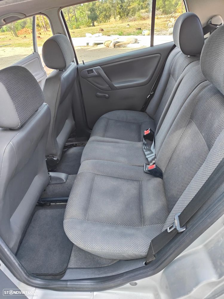 VW Polo 1.0 Highline AC - 12