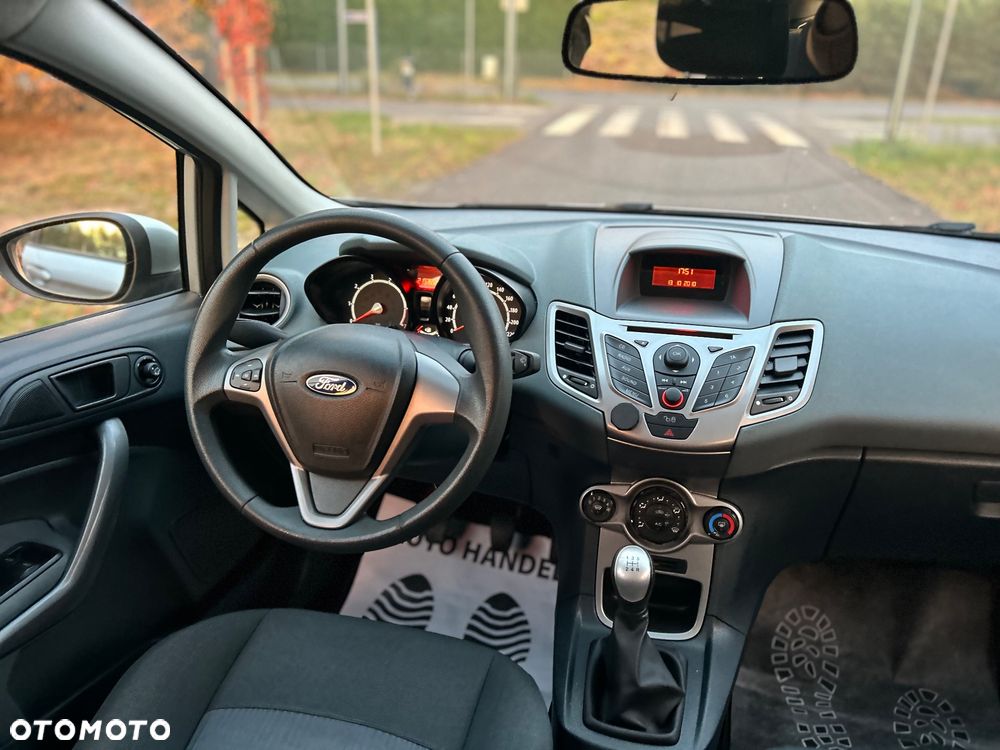 Ford Fiesta - 13