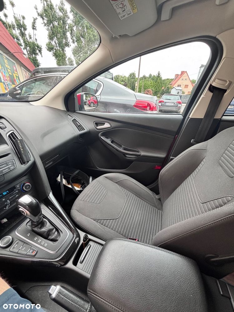 Ford Focus 1.0 EcoBoost Titanium - 13