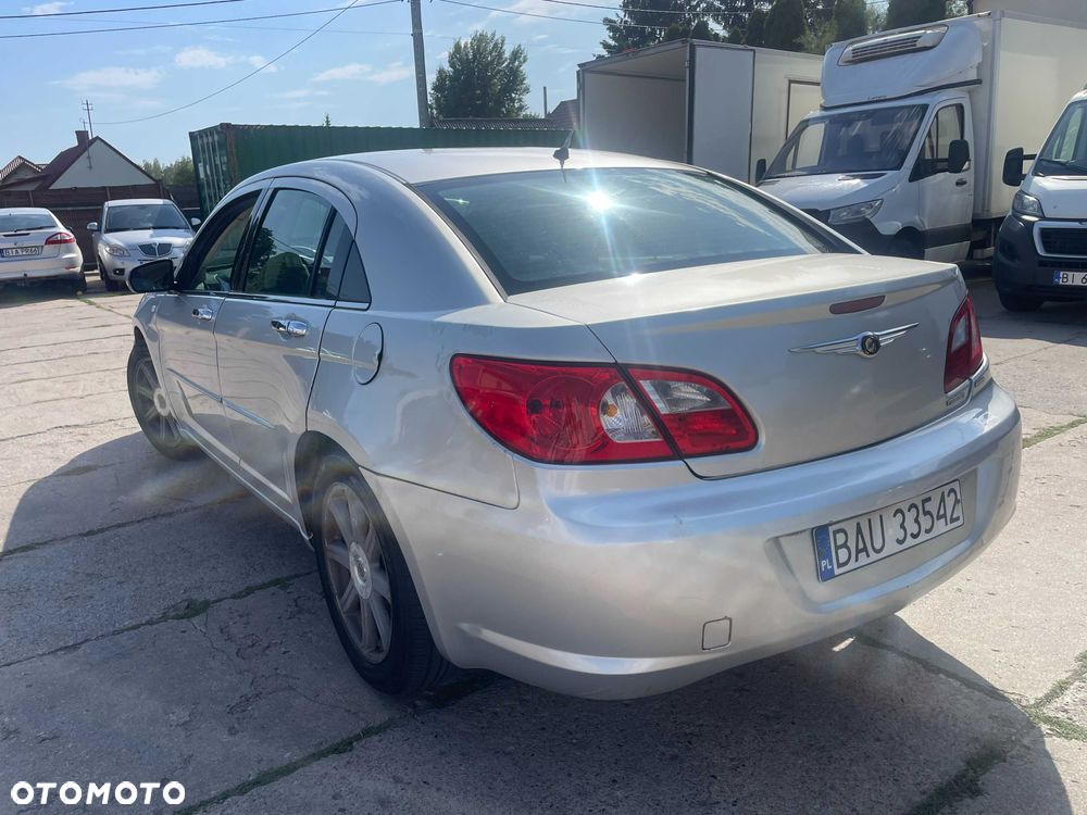 Chrysler Sebring - 4