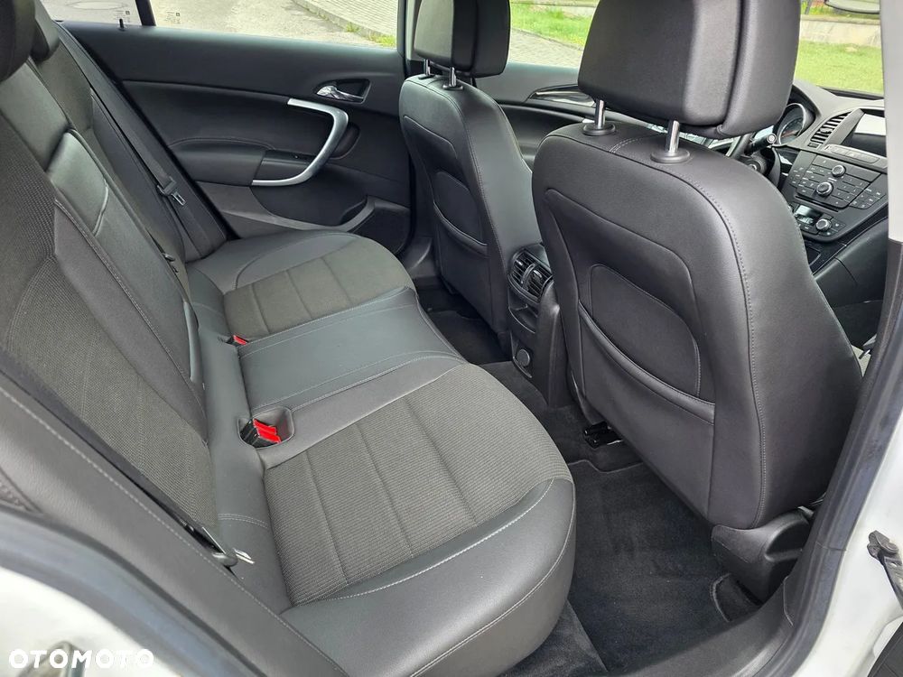 Opel Insignia 2.0 Turbo - 8