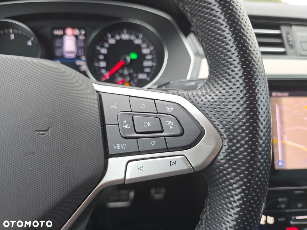 Volkswagen Passat Variant 2.0 TDI 4Mot Elegance DSG - 17