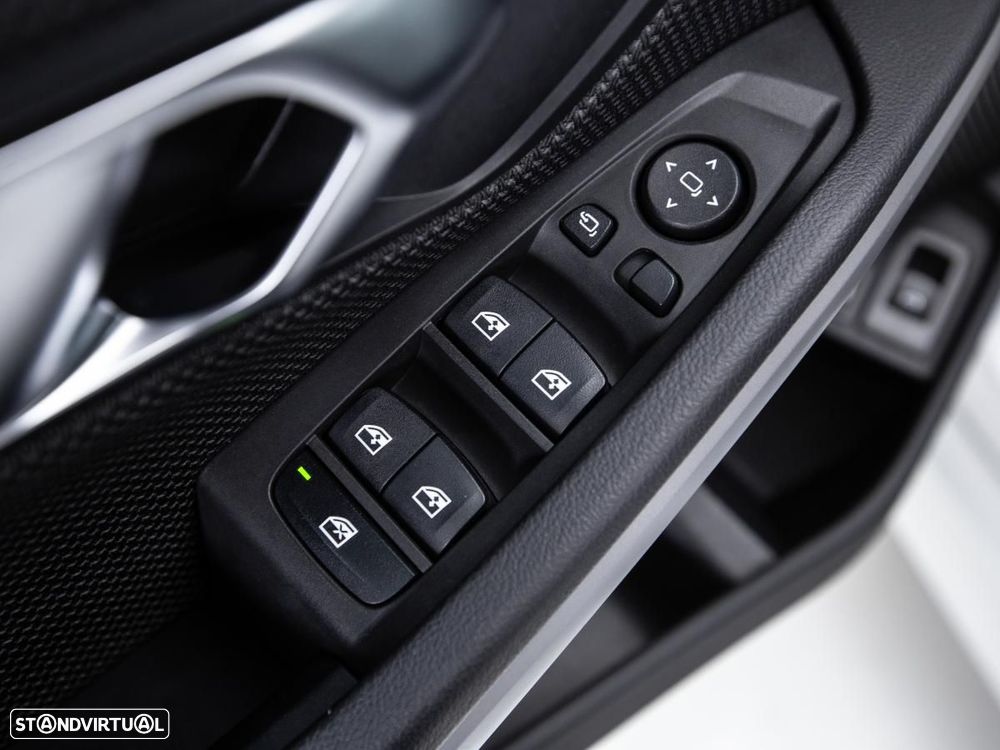 BMW 320 e Pack Essence Auto - 18