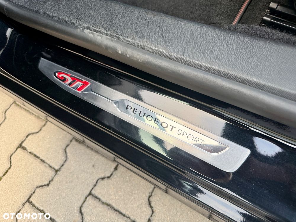 Peugeot 308 GTi by Sport - 16