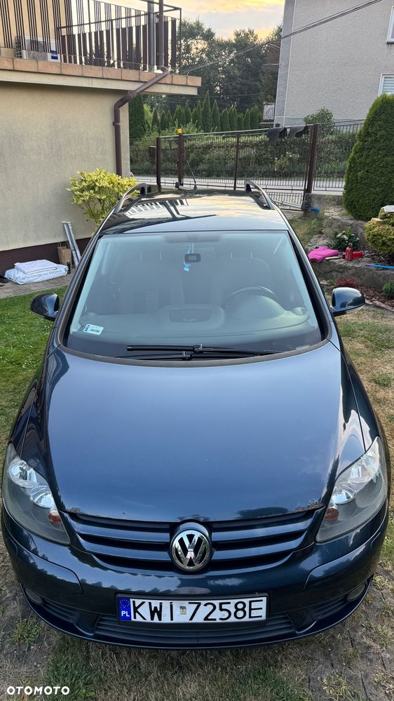 Volkswagen Golf Plus 2.0 TDI Comfortline - 10