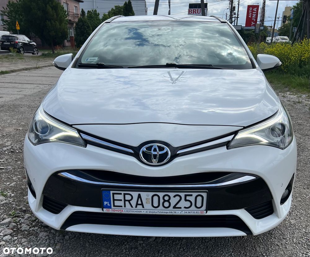 Toyota Avensis 1.8 Prestige MS - 1