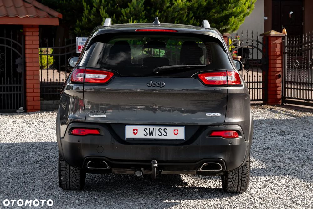 Jeep Cherokee - 13