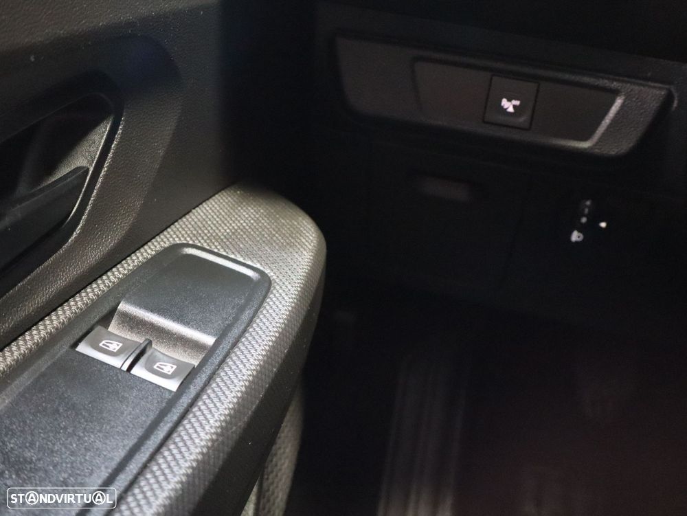 Dacia Sandero 1.0 TCe Essential - 12