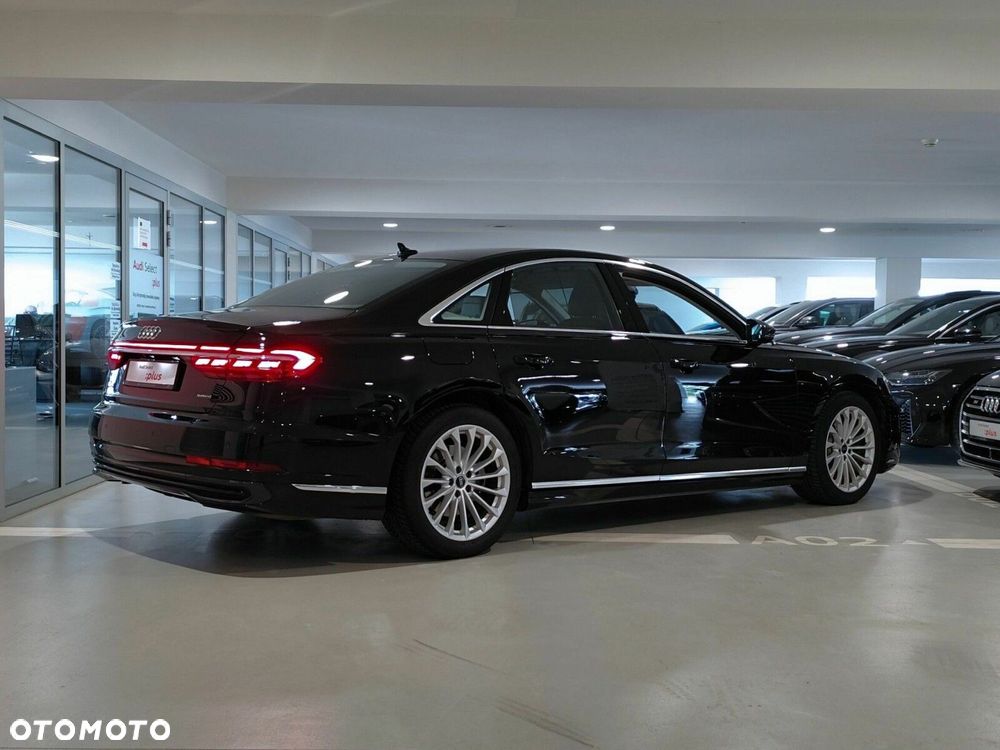 Audi A8 - 5