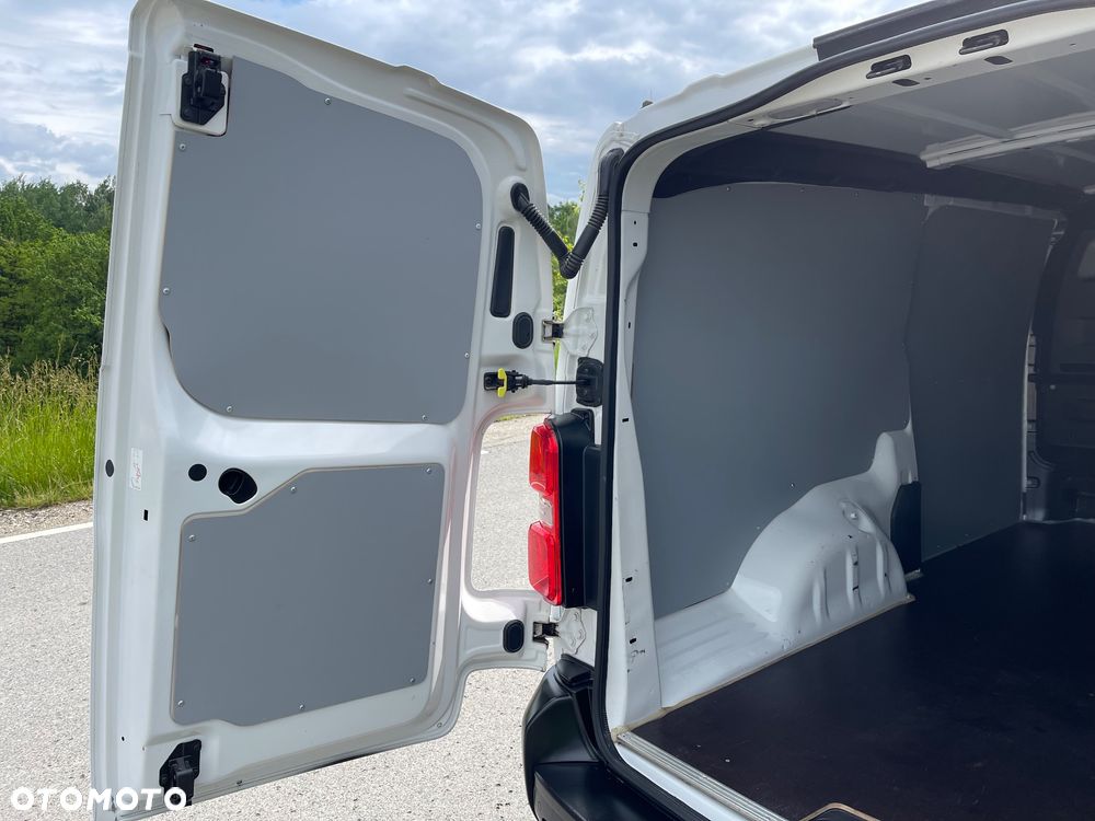 Opel Vivaro - 19
