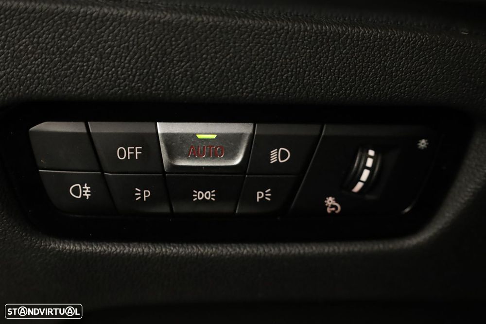 BMW 420 Gran Coupé i Pack Desportivo M Auto - 18