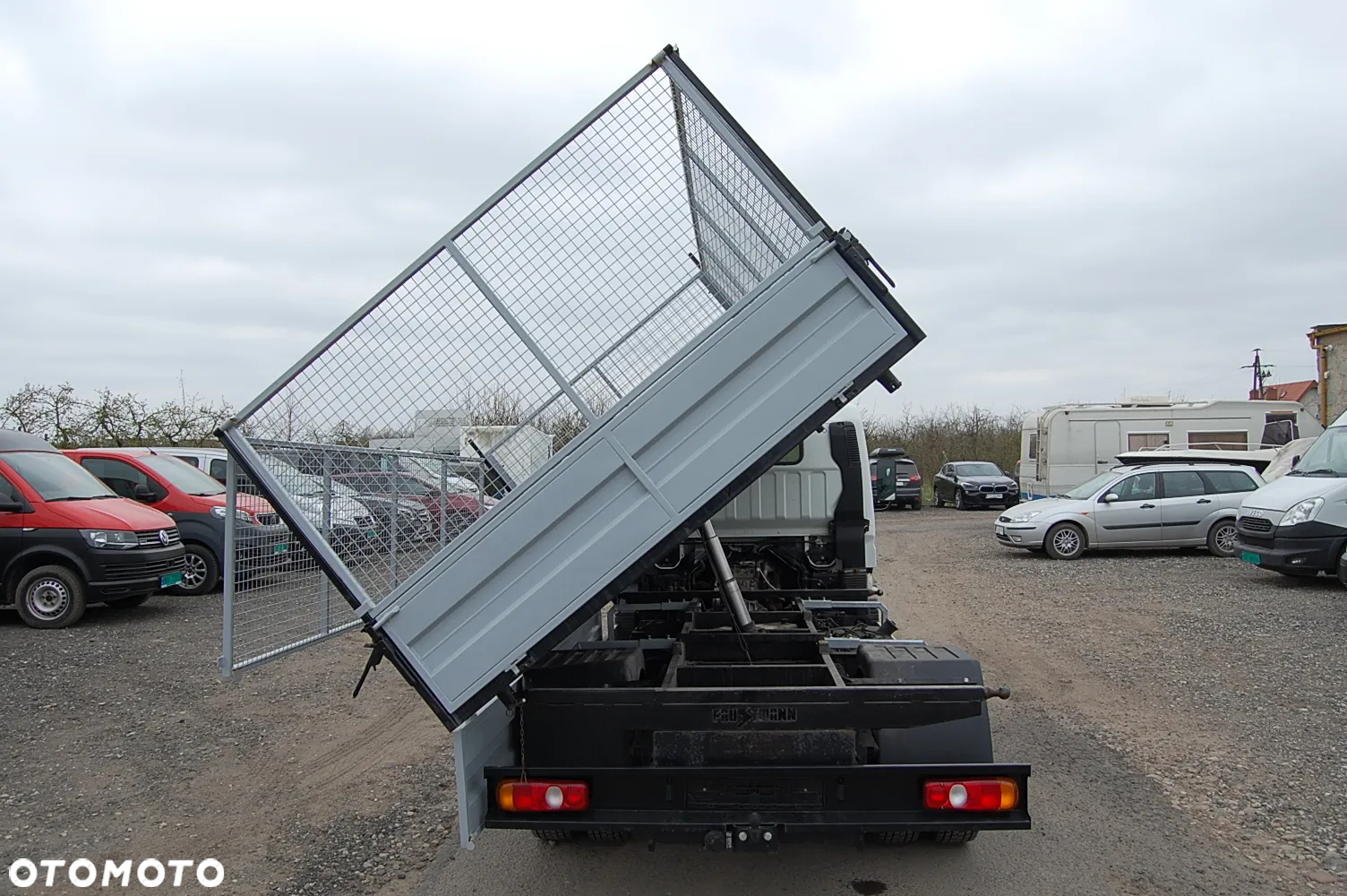 Mitsubishi Fuso Canter - 4