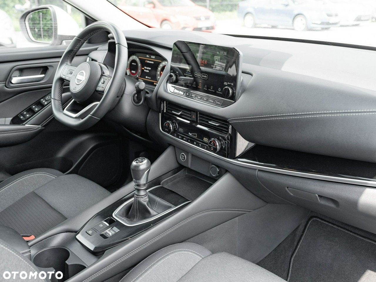 Nissan Qashqai 1.3 DIG-T N-Connecta - 33