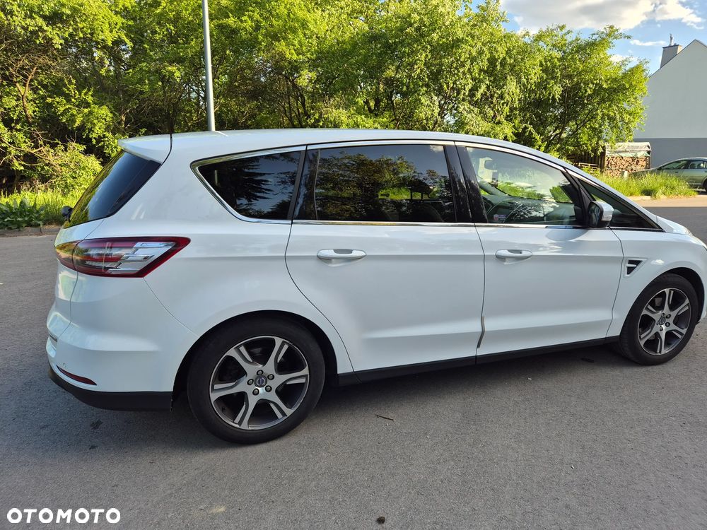 Ford S-Max 2.0 EcoBoost Titanium - 28
