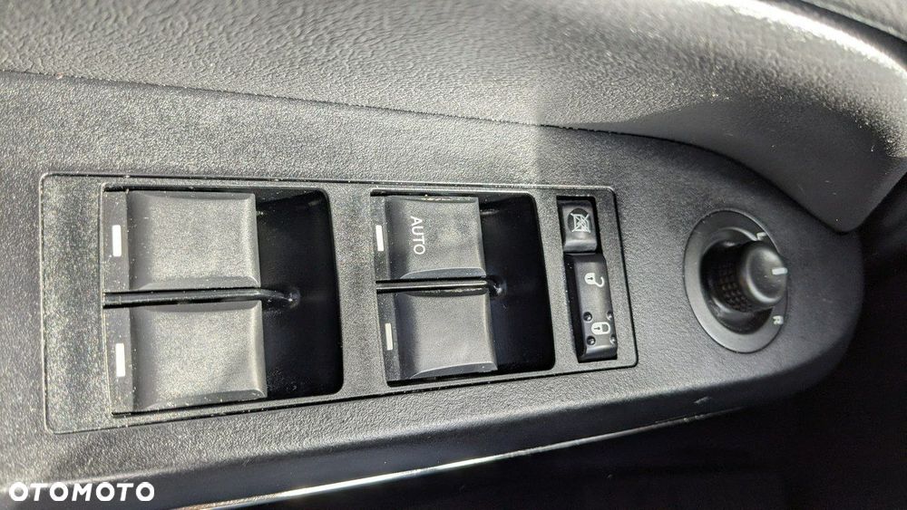 Jeep Compass - 34