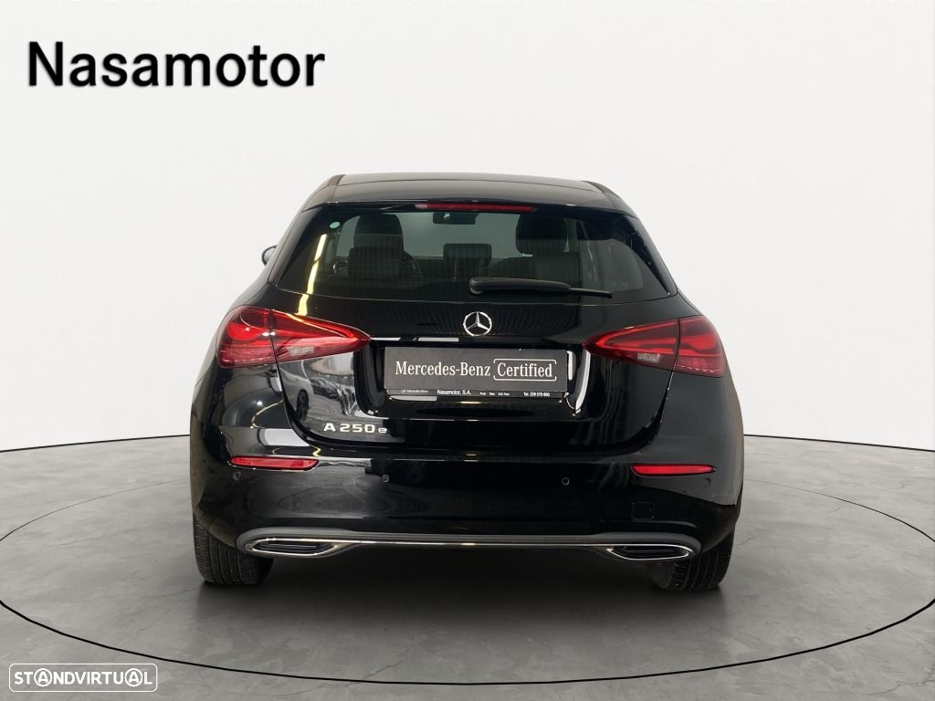 Mercedes-Benz A 250 e - 3