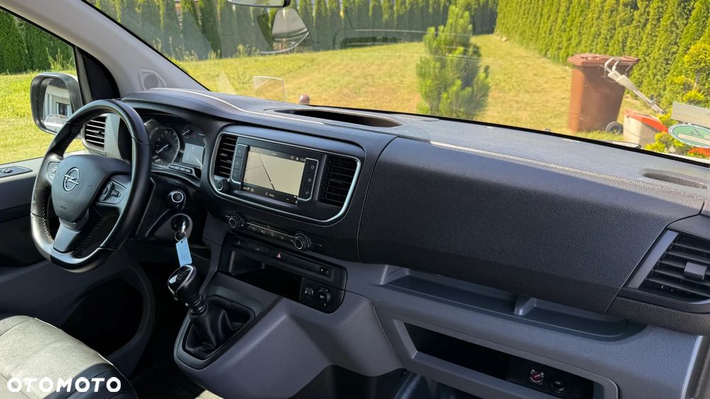 Opel VIVARO - 17
