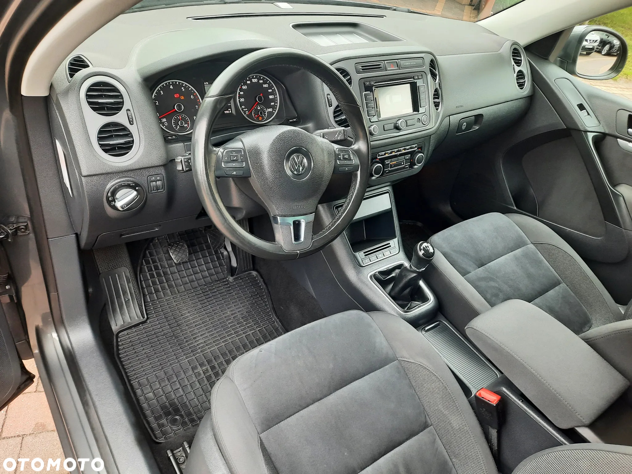 Volkswagen Tiguan - 5