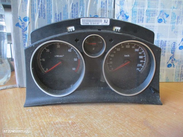 Quadrante 13225988 OPEL ASTRA H 2007 1.9Cdti   5P CINZA ESCURO Km/H Digital OPEL ASTRA H 2007 1.3CDTI 90 5P CINZA Km/H  Digital  OPEL ASTRA H 2007 1.3 CDTI 90CV 5P CINZA - 1