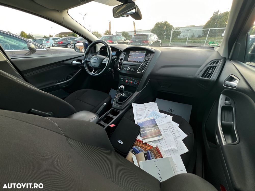 Ford Focus 1.5 EcoBlue Active Business - 8