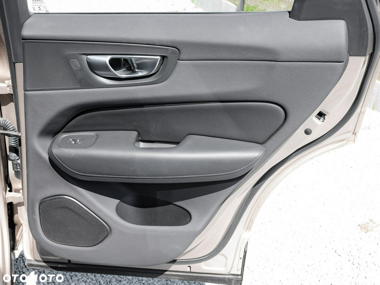 Volvo XC 60 - 30