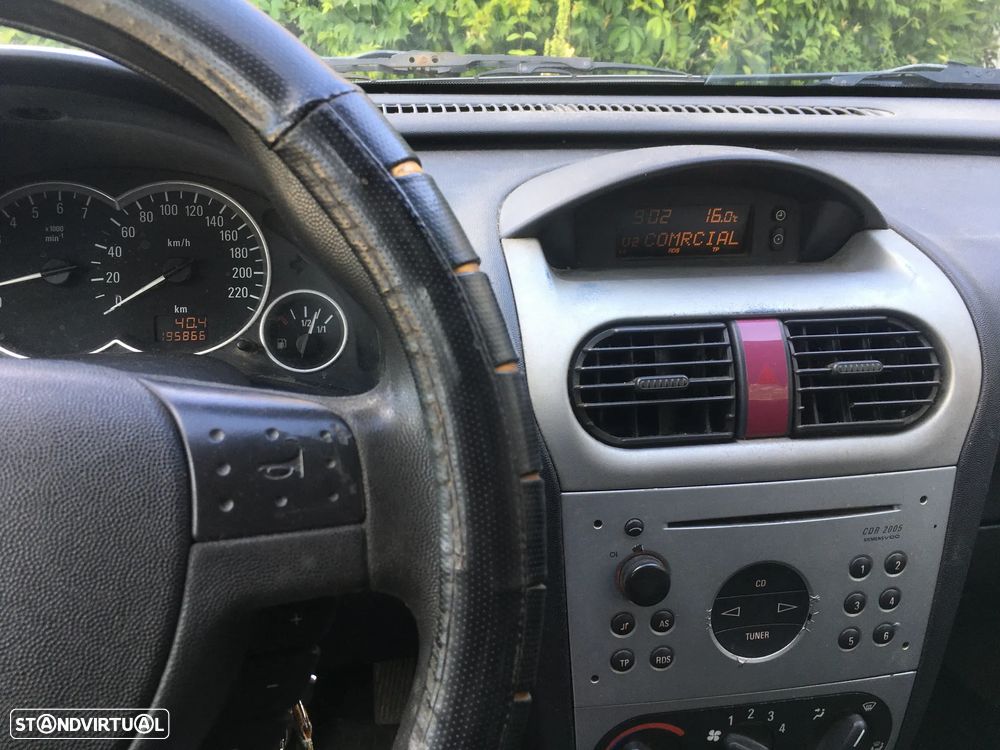 Opel Corsa 1.2 16V Enjoy - 7
